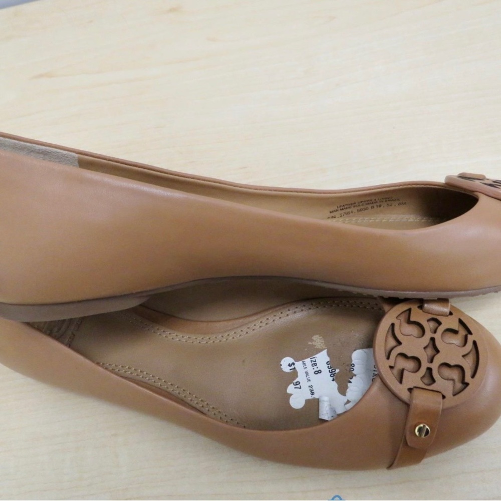 Tory burch logo flats